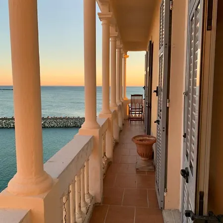 Bed & Breakfast Sur Pegli